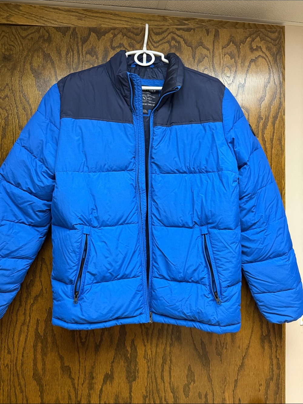 Men's American Eagle AE puffer jacket Size Small